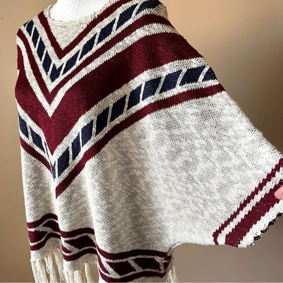 JUST FAB | Knit Dolman Sleeve Fringe Sweater Sz M - Picture 4 of 8